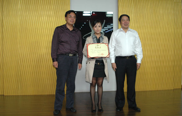 大宝娱乐在“华朋杯”经信系统首届迎国庆职工歌咏角逐中获得佳绩