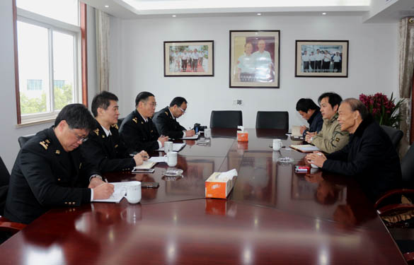 常州海关溧阳效劳处主任李旭敏一行来大宝娱乐电缆调研