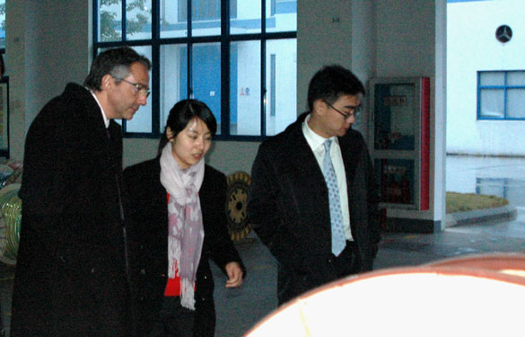 以色列驻沪总领事艾雅克一行来大宝娱乐集团旅行考察