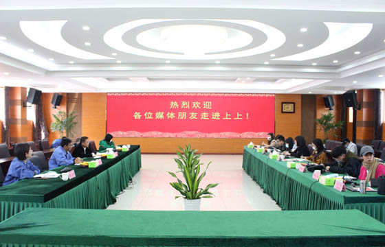 捕获新亮点，，，，，，，，聚焦新基建——多家媒体走进大宝娱乐电缆